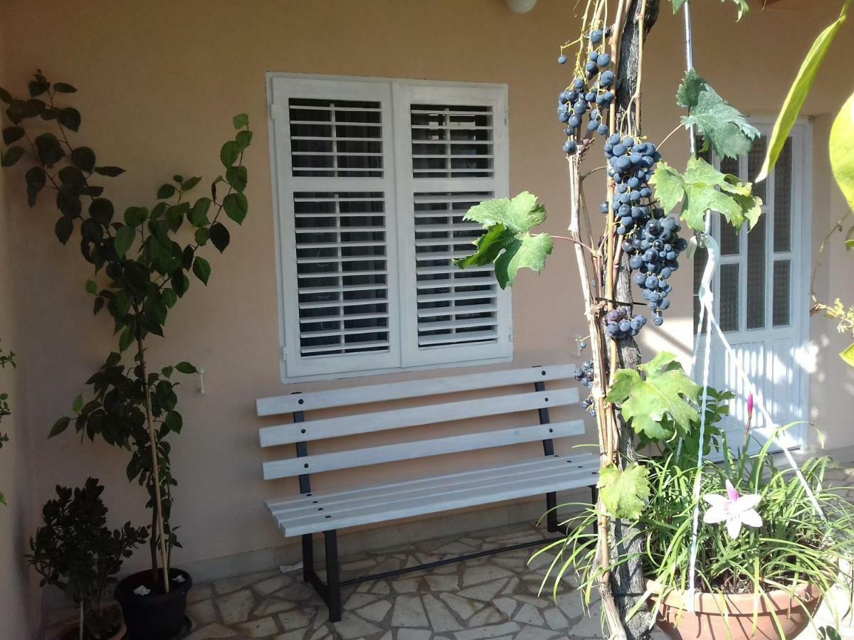Apartamento Apartman Iva Kaštela Exterior foto